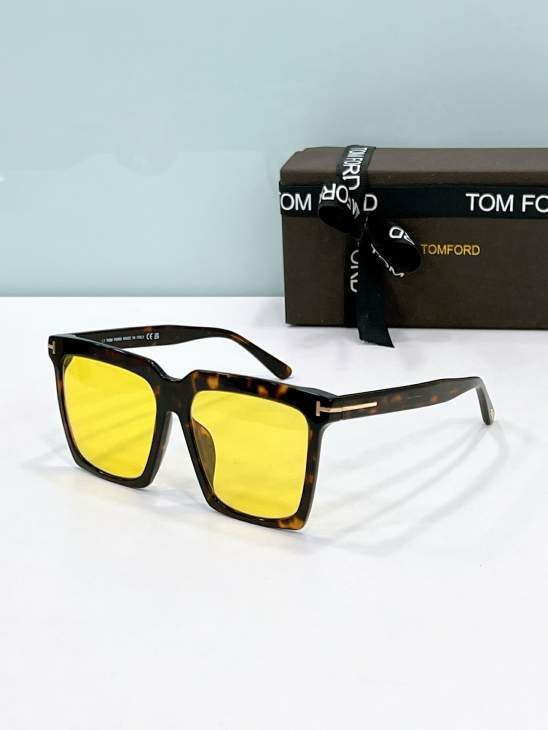 Picture of Tom Ford Sunglasses _SKUfw76511850fw